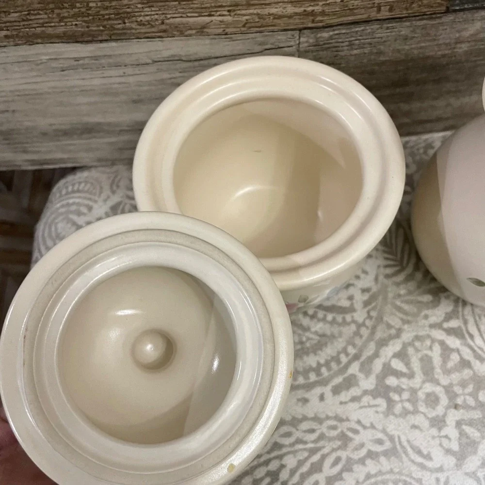 Pfaltzgraff Tea Rose Sugar Bowl and Creamer Pitcher Set Floral Design